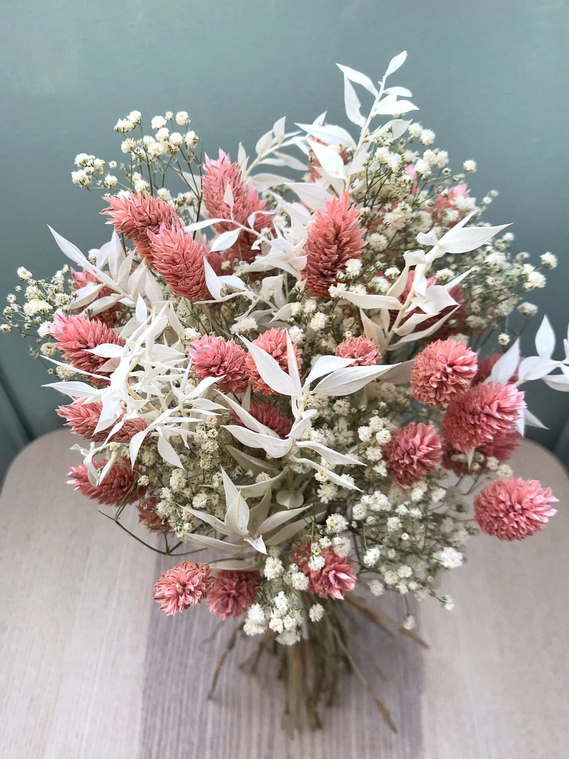 Bouquet de fleurs séchées et stabilisées avec gypsophile et phalaris - Bouquet “Love you”