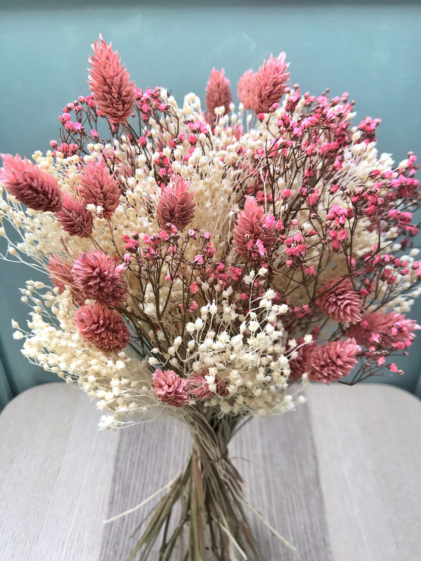 Bouquet de fleurs séchées naturelles avec gypsophile rose et phalaris rose - Bouquet