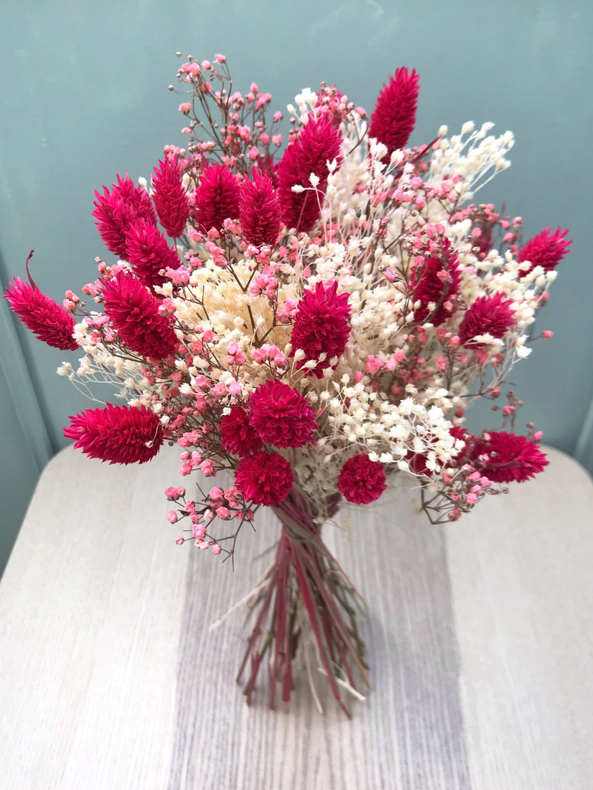 Bouquet de fleurs séchées avec gypsophile rose et phalaris fuchsia - Bouquet « Sansa »