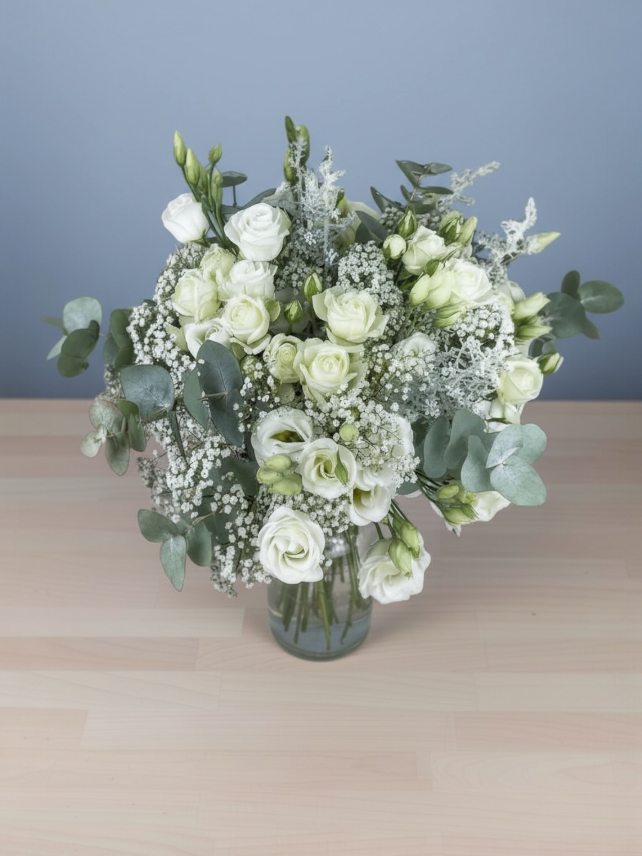 Birthday bouquet with white flowers - Bouquet 