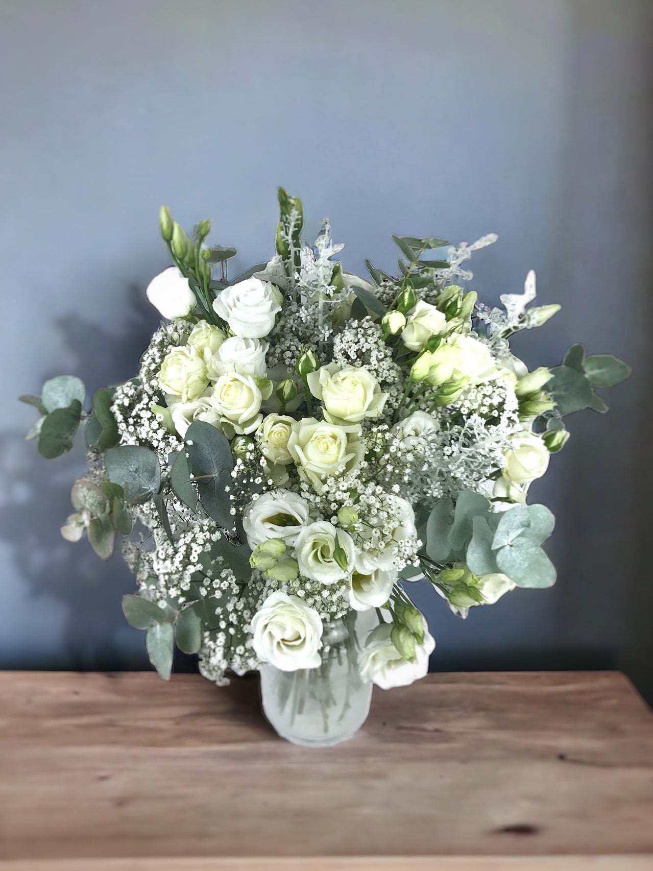 Bouquet  anniversaire avec fleurs blanches - Bouquet 