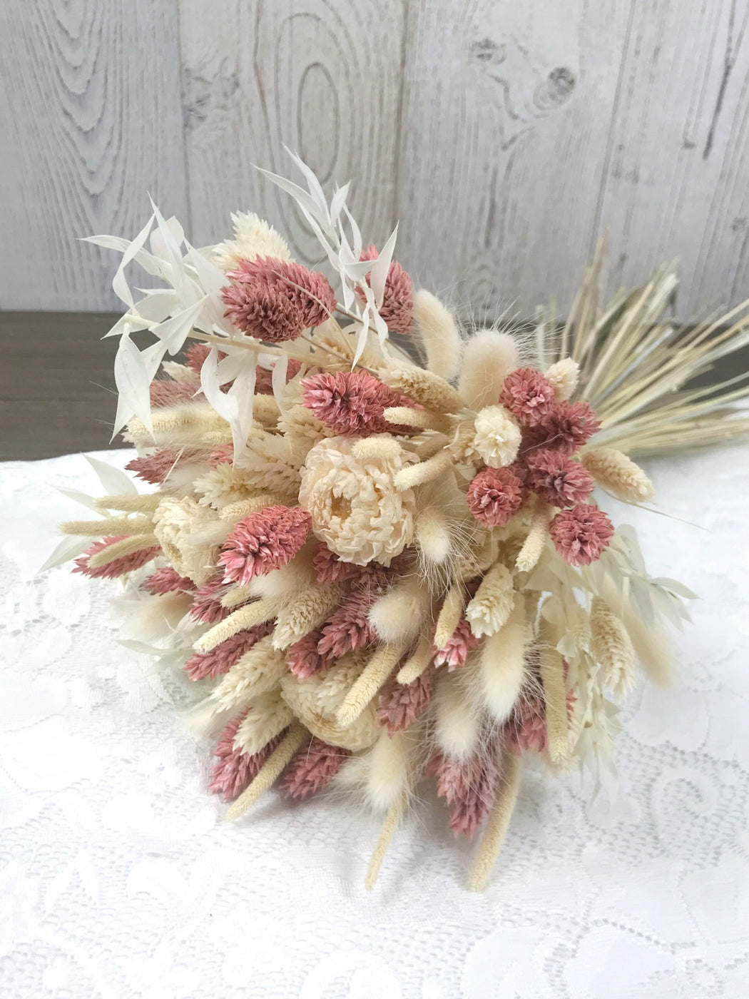 Bouquet of stabilized flowers with small dahlias - Bouquet 