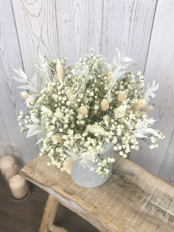 Bouquet of white dried flowers with baby's breath - Bouquet "Princess"