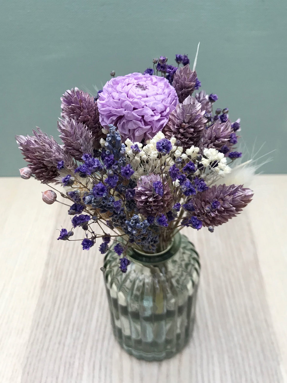 Mini dried flower bouquet with preserved dahlia and small glass bottle - 