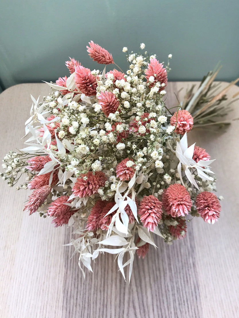 Bouquet of dried and stabilized flowers with gypsophila and canary grass - “Love you” bouquet