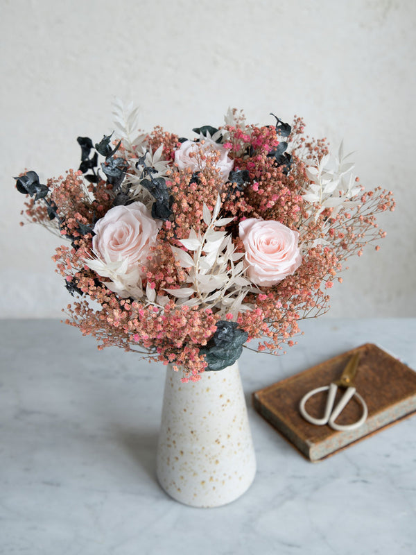 Bouquet with eternal flowers - Bouquet "Malitea"